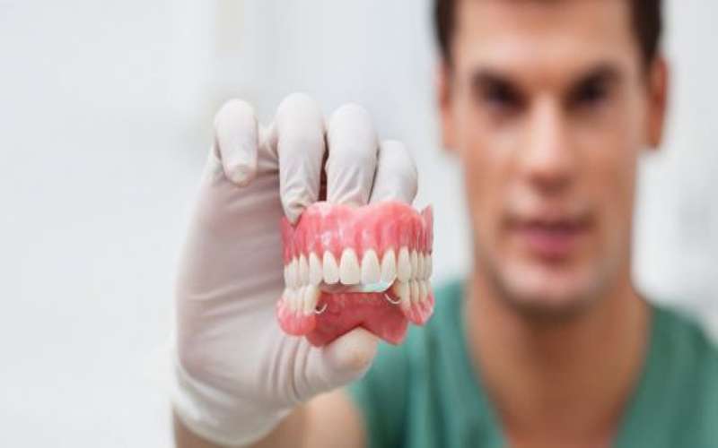 هزینه پروتز دندان چقدر است؟